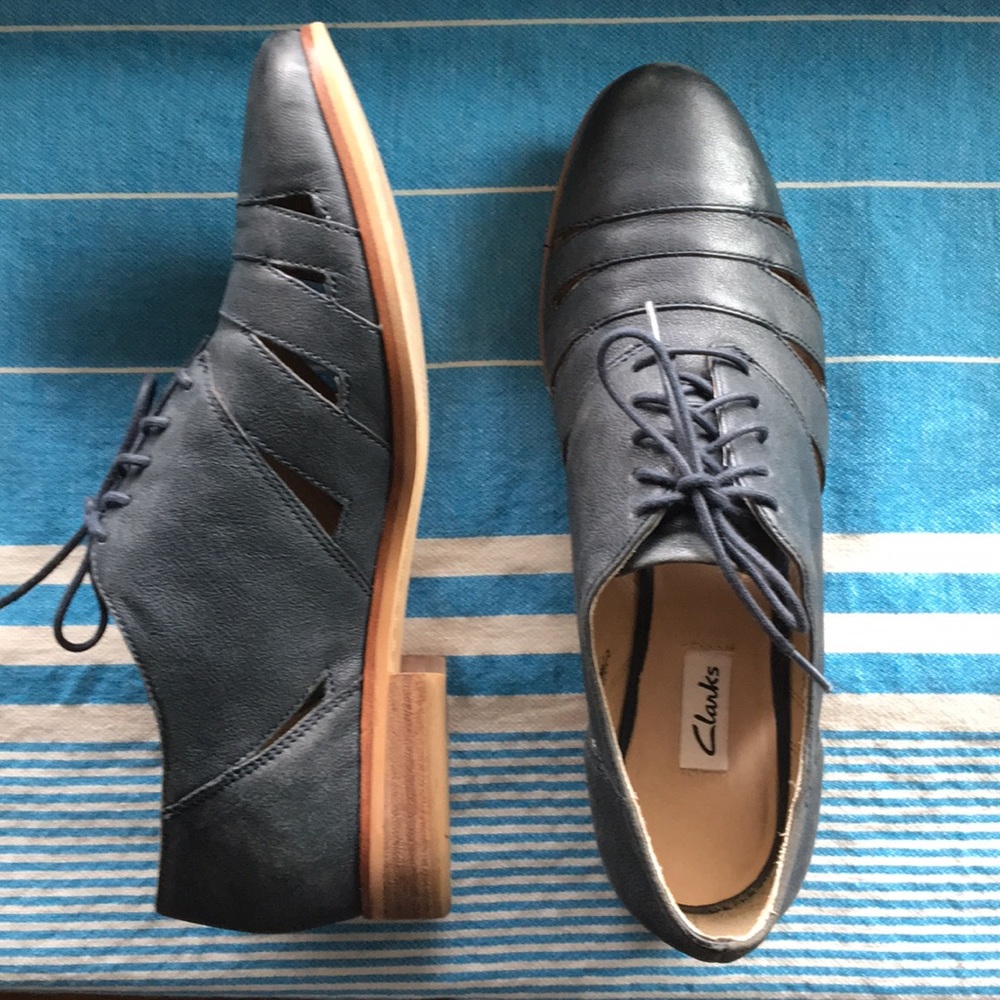 Clarks Hotel Image cut out loafer